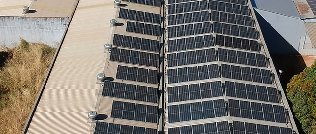 Projeto Distribuidora Catalana — instalação fotovoltaica pela Solare